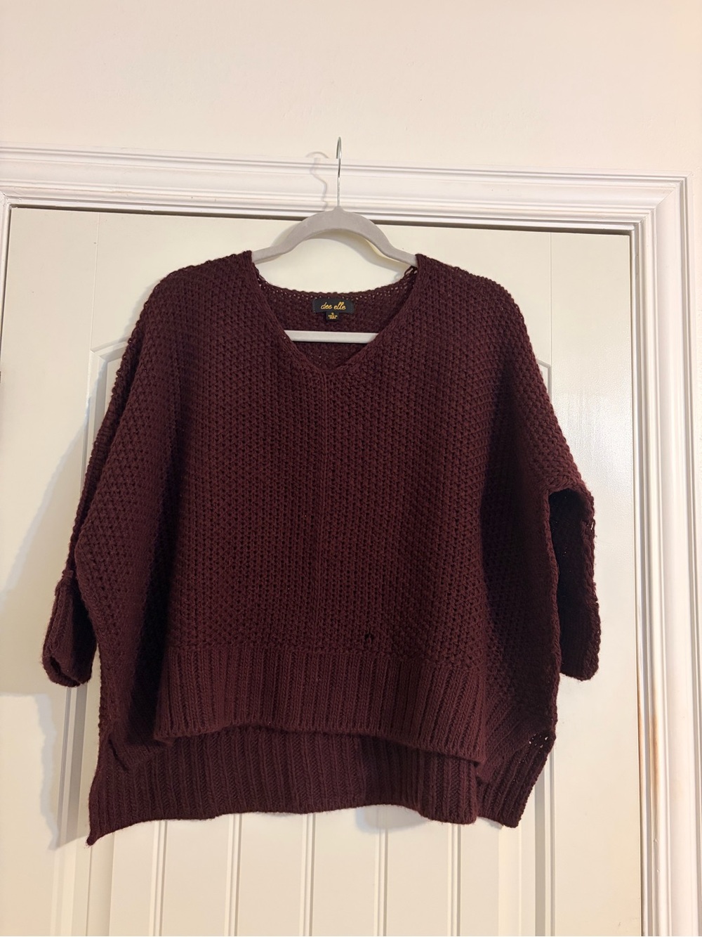 dee elle Deep Burgundy V-Neck Chunky Knit Sweater
